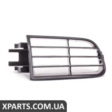 4A080736801C VAG Нижня накладка бампера-права сторона