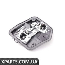 8K5945257A VAG Утримувач лампи - лівий зовнішній