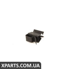 811971845E VAG ЗАЖИМ