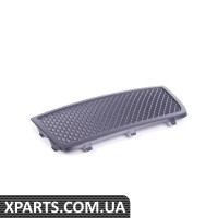 420807925 VAG Задня нижня центральна решітка