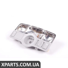 8D0947111GED8 VAG Передній плафон у зборі — перлово-сірий