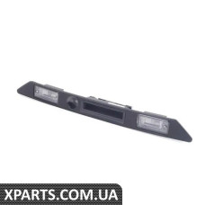 8E0827574C3FZ VAG Підсвічування номерного знака в зборі