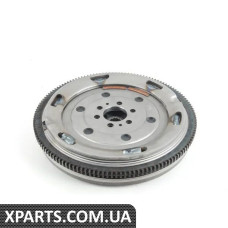 06B105317 VAG Маховик