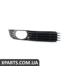 4E0807682C01C VAG Грати протитуманних фар - Права - (БІЛЬШ НЕ ПРОДАЄТЬСЯ)