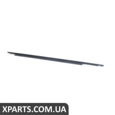 8K0839477F VAG Облицювання заднього нижнього вікна - чорна - ліва