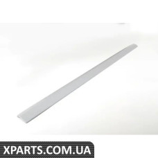 5N0853516GRU VAG Накладка на передні двері - права