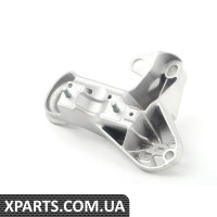 4B3199352C VAG Кронштейн підвіски двигуна - правий