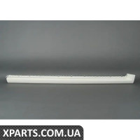 8E0853860D7DL VAG Бічна спідниця RS4 - права