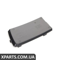 8J0807152B VAG Облицовка решетки противотуманных фар - правая