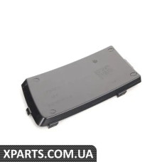 8J0807152B VAG Облицовка решетки противотуманных фар - правая