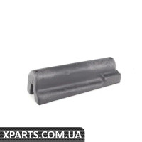 8P0821203B VAG Ущільнювач крила - лівий