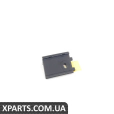 8D085390901C VAG Фіксуючий затискач - лівий