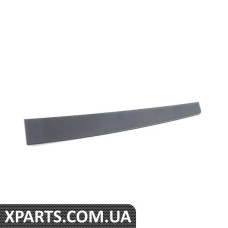 1C087779201C VAG Обшивка люка - права верхня