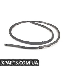 5K3837676A VAG Ущільнювач передніх зовнішніх дверей - правий