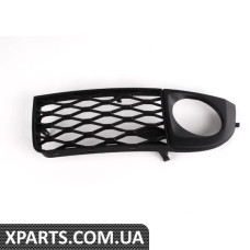 4Z78076813FZ VAG Решітка протитуманних фар - Satin Black - ліва