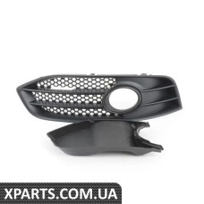 8P0807682GZDE VAG Ґрати протитуманних фар — Сатин/матовий чорний — Права