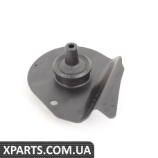 8V0802845 VAG Гніздо переднього домкрата - зліва