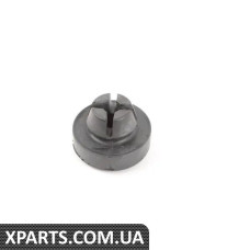 8V0804631B VAG Перехідник для переднього роз'єму Jack — ціна вказана за штуку