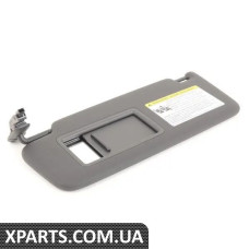 8W0857551B7C0 VAG Лівий сонцезахисний козирок - чорний
