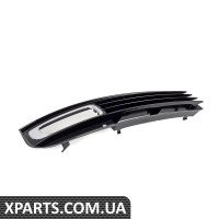 4E0807680A VAG Правая решетка воздуховода — черная