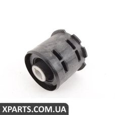 4M0599257R VAG Втулка кріплення заднього багажника