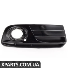 8R0807682JBMT VAG Решітка протитуманних фар — Satin/Brilliant Black — права