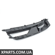 8T0807682N01C VAG Нижняя решетка противотуманных фар S5 — правая — матово-черная