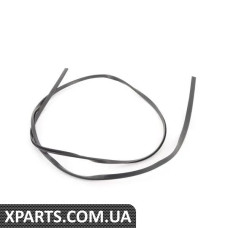 8N7853966 VAG Ущільнювач передніх дверей - правий