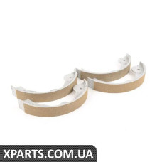 7L0698525 VAG Комплект стоянкових гальмівних колодок