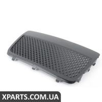 420807925A VAG Задня решітка обшивки - центр