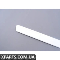 8E0853964BGRU VAG Молдинг задніх дверей - Ґрунтовка - Правий