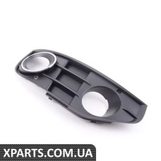 8K0807682J01C VAG Решітка протитуманних фар - матово-чорна - права