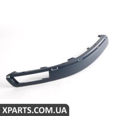 3B0807718CGRU VAG Молдинг переднього бампера - правий