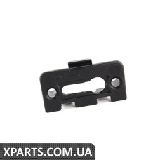 4D0854722 VAG Нижні бічні затискачі для спідниці