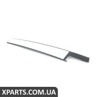 8K0837902M5FQ VAG Облицовка стойки «B» — черный глянец — передний правый