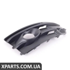 8R0807682H01C VAG Решітка протитуманних фар - Satin Black - ліва