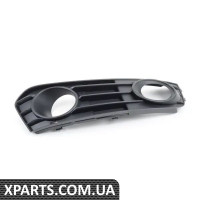8K0807682B01C VAG Решітка протитуманних фар - матово-чорна - права