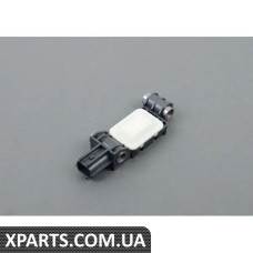 8E0959651A VAG Датчик прискорення переднього поздовжнього удару — ціна вказана за штуку