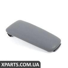 8E0864245J73G VAG Кришка центрального підлокітника - Soul (чорний)