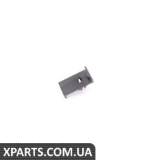 8D0845233 VAG Затискач - вказана ціна за кожен