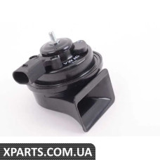 8E0951221E VAG Рог - правый