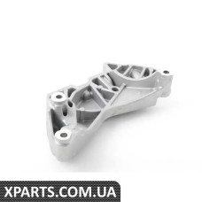 06K199207A VAG Кронштейн підвіски двигуна - правий
