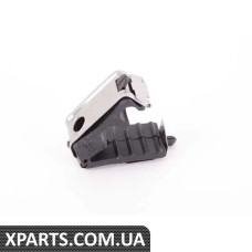 8D0201190B VAG Фіксатор паливної магістралі — ціна вказана за штуку